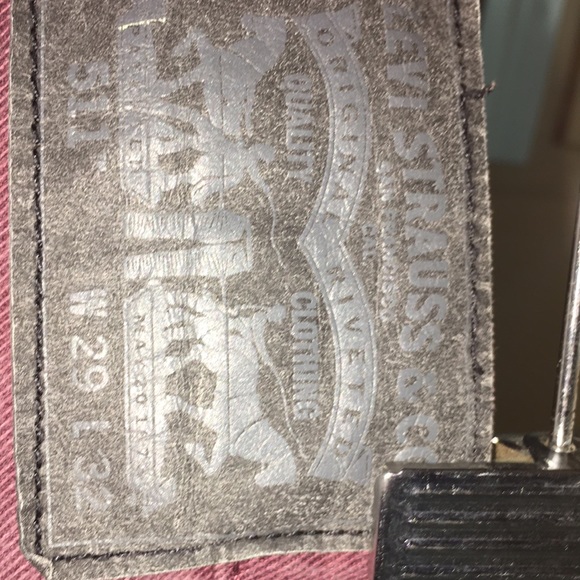 Levi’s - Picture 4 of 4